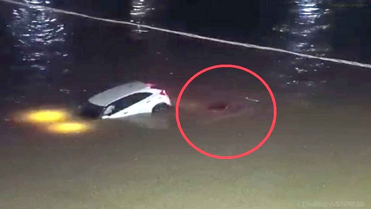 Car Floating in Kelo River cg