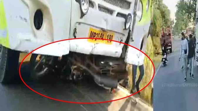 Bus crushes bikers, two die accident