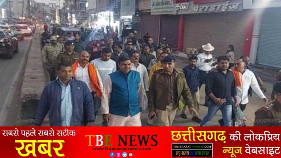 Durg City MLA Gajendra Yadav took a walking tour in Indira Market