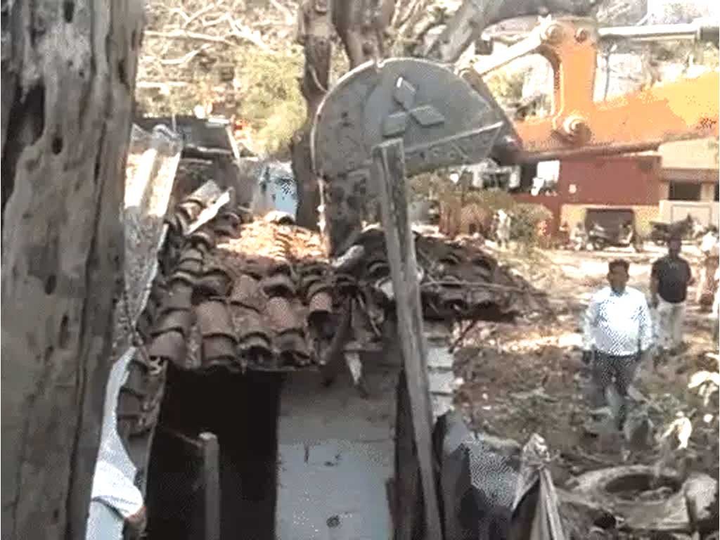 cg Bulldozing actiont